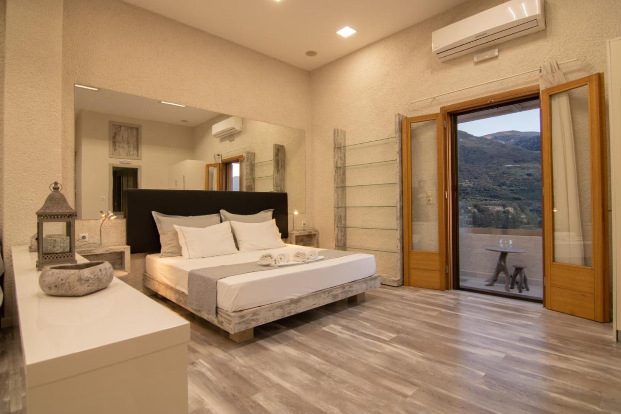 The Mountain House - Authentic Cretan Hideaway - Breathtaking And Nature Views Tourloti Ngoại thất bức ảnh